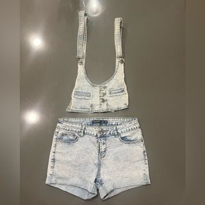NWOT - Iris Jeans - Designer Jean Shorts with Detachable Bib